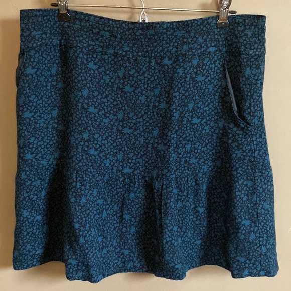 H&M Flirty MIDI skirt - Picture 1 of 6